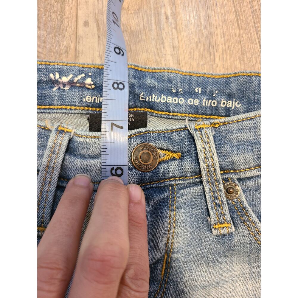 Mossimo size 2 women's light wash skinny jeans - Picture 7 of 8